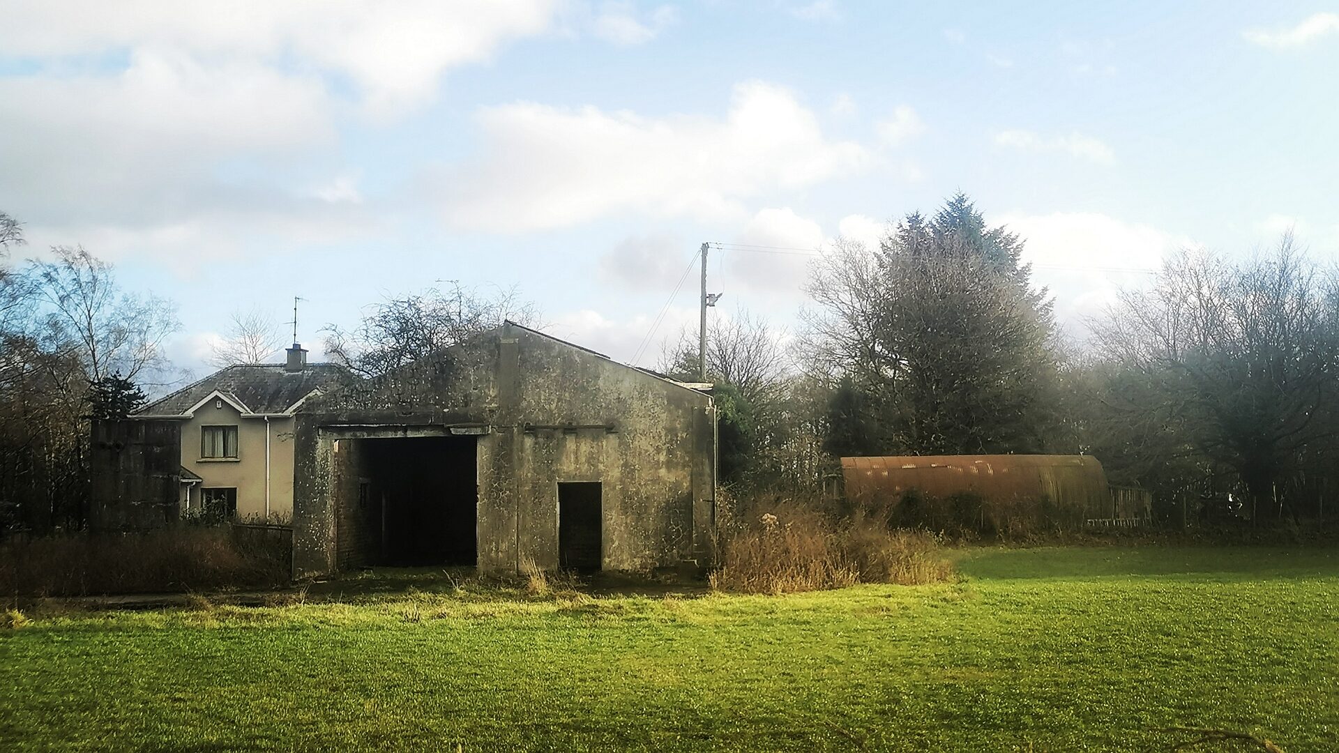 Former pump house and Nissen hut at Toome Airfield, Co. Antrim.