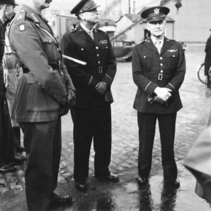 Major General John Keith Edwards D.S.O., M.C., Brigadier General Weaver, and Brigadier General Leroy Pierce Collins (Commanding Officer U.S.A. Troops in Northern Ireland) prepare to welcome a contingent of American troops to Belfast.
