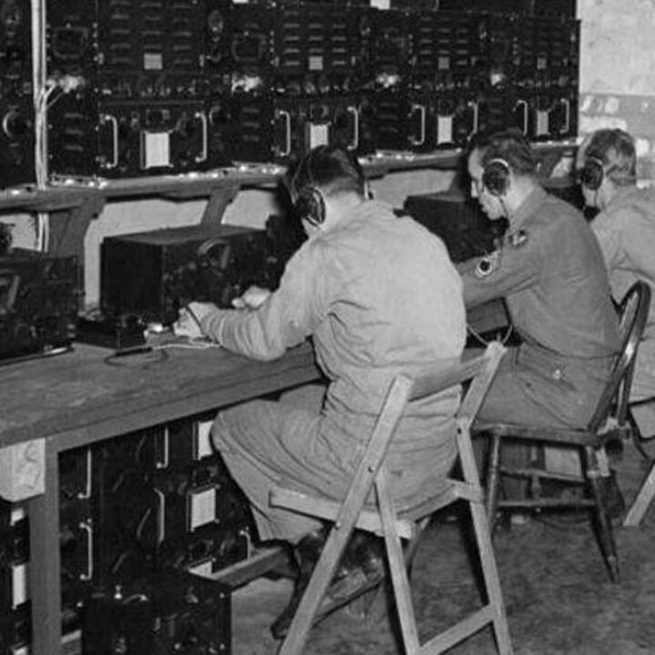 The control room of a Grope Cubical Ground Station at U.S.A.A.F. Station 236, Toome Airfield, Co. Antrim on 21st September 1943.