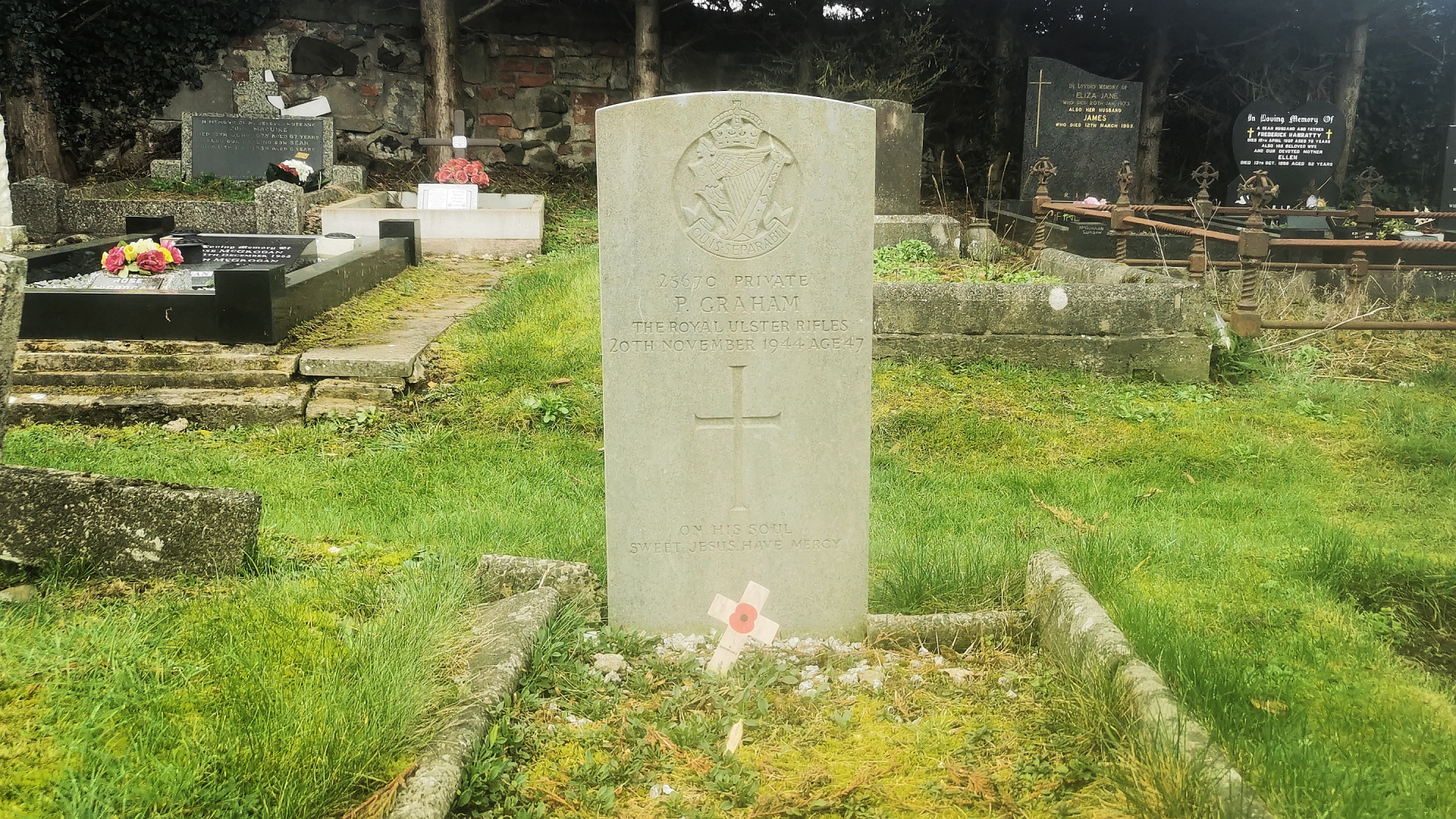 Commonwealth War Grave headstone for Private Patrick Graham (Royal Ulster Rifles) in Holy Trinity Cemetery, Lisburn, Co. Antrim.