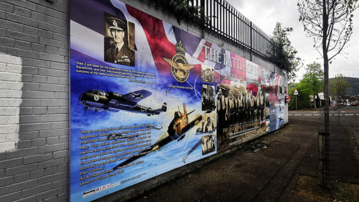 A panel on the peaceline that runs along Beverley Street in West Belfast commemorates the Polish airmen of R.A.F. 303 Squadron, their role in the Battle of Britain, and their time in Northern Ireland.